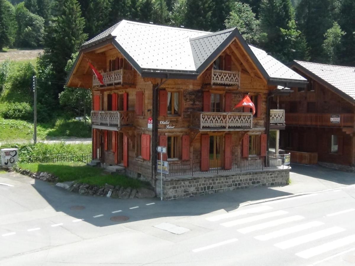 瑞士小木屋住宿加早餐酒店 莫尔金斯 外观 照片